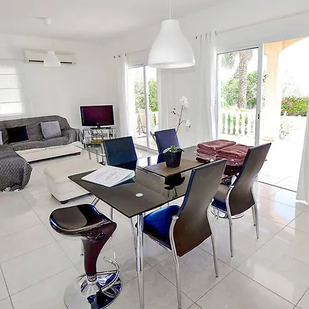 Ambrosia Villa Péjia