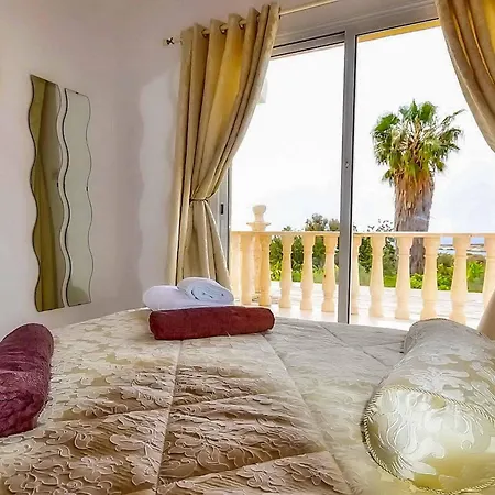 Villa Ambrosia Péjia