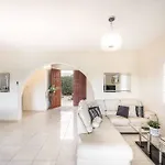 Ambrosia Villa Peyia