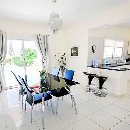 Ambrosia Вилла Пейя