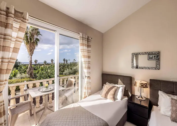 Ambrosia Villa Peyia